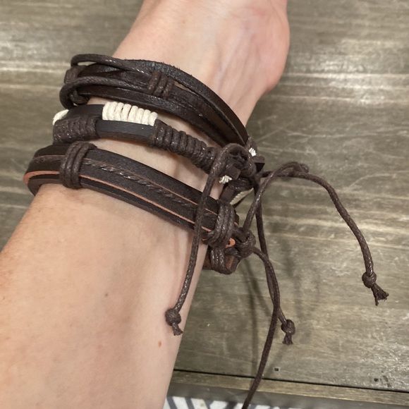 ( 3 ) NEW 100% Leather Brown & Cream Boho Adjustable Bracelet SET - Picture 2 of 6